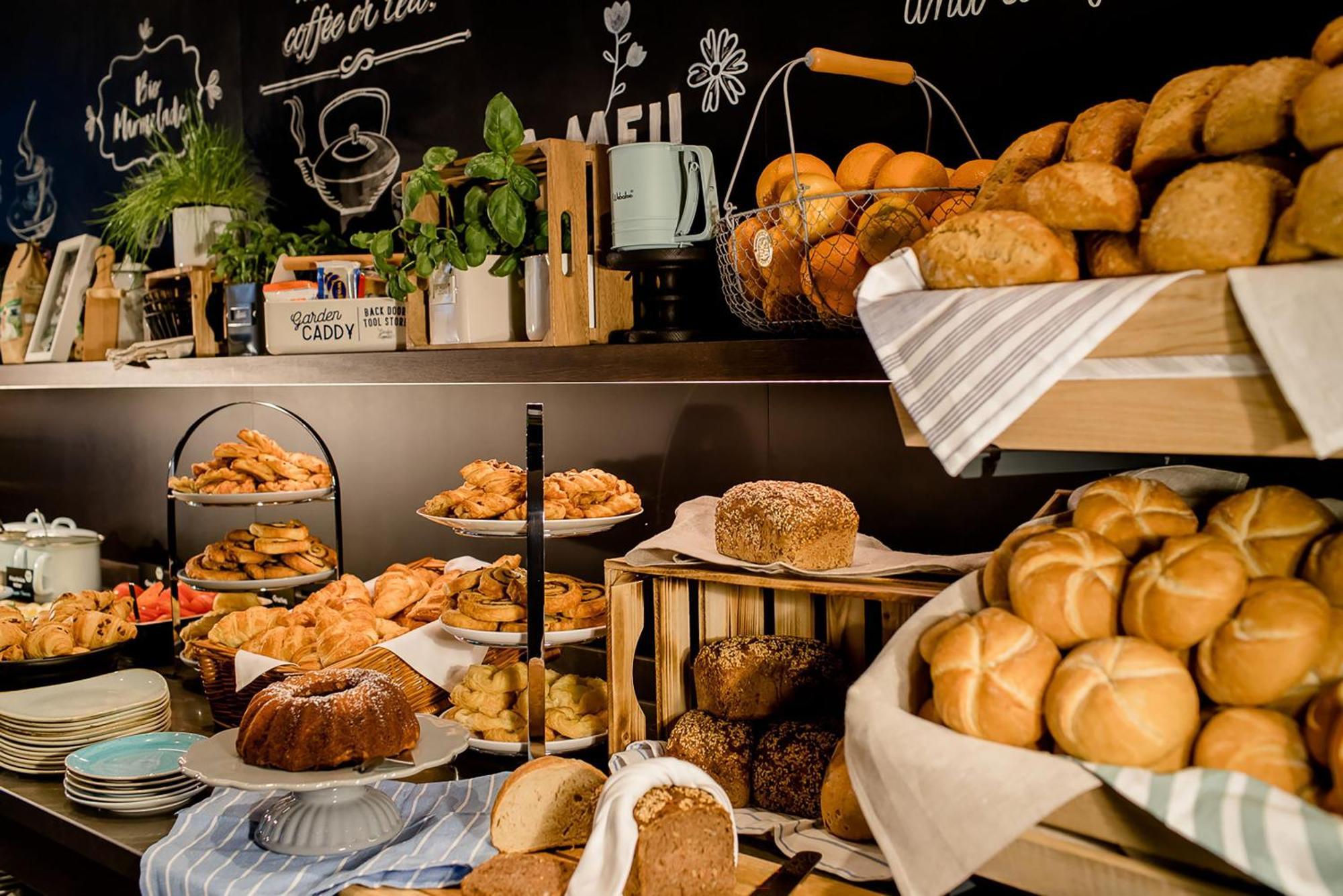 Motel One Freiburg Екстер'єр фото