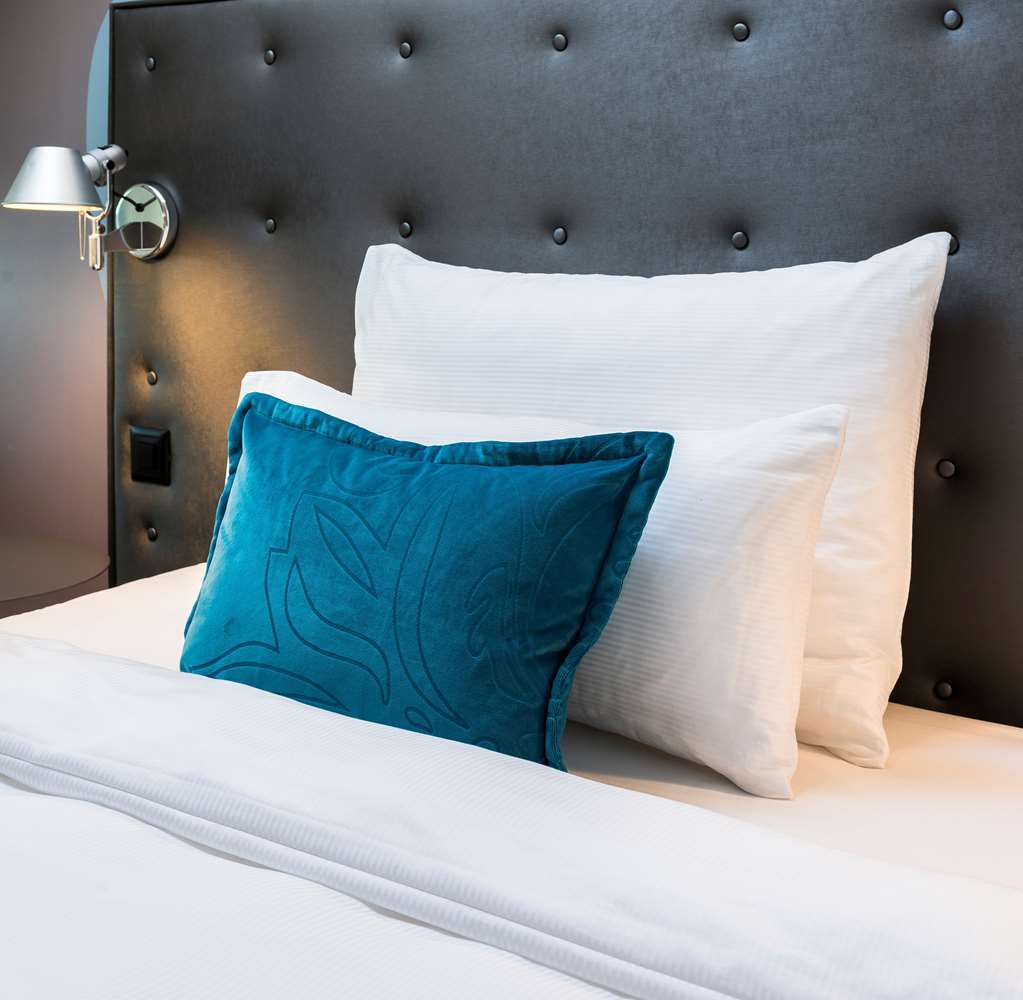 Motel One Freiburg Номер фото